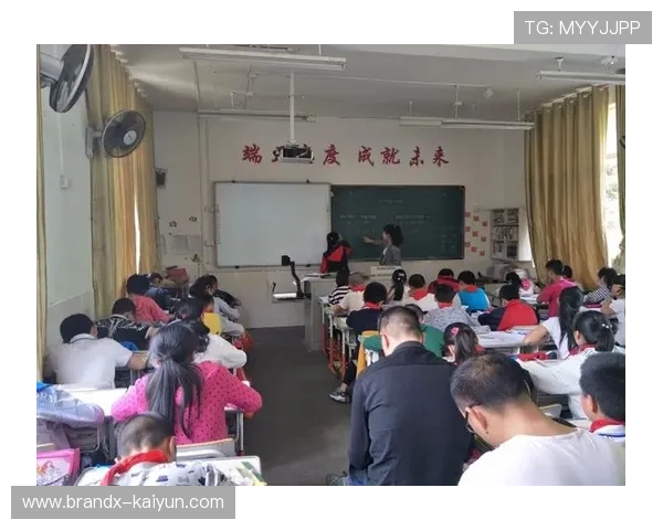 李泰裕启蒙教练分享培养心得强调扎实基础训练是成功关键